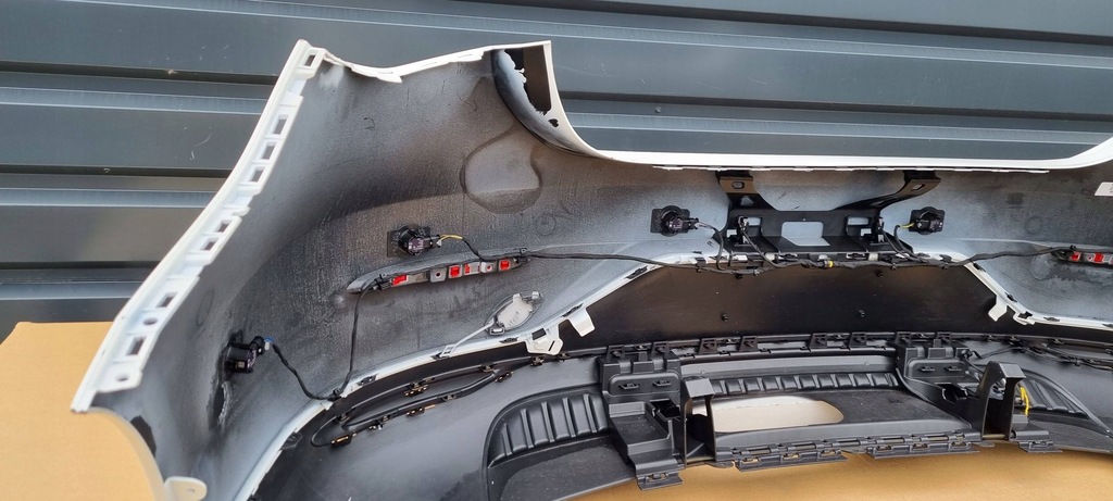 фото №10, Mercedes eqe v295 sedan 2022- бампер задняя оригинал d277