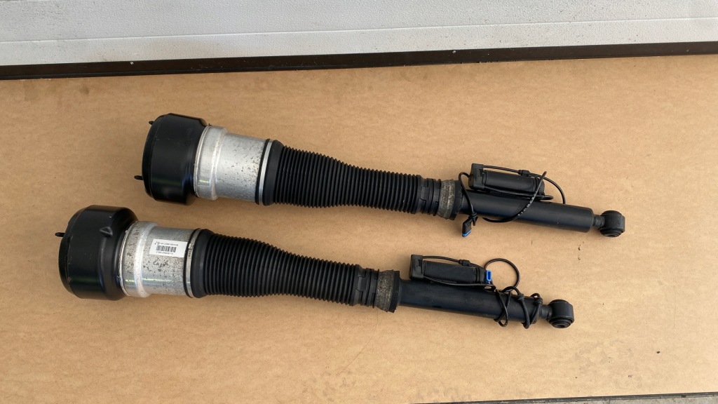 Купити Амортизатор задній правий лівий mercedes s w221 cl w216 рестайлінг