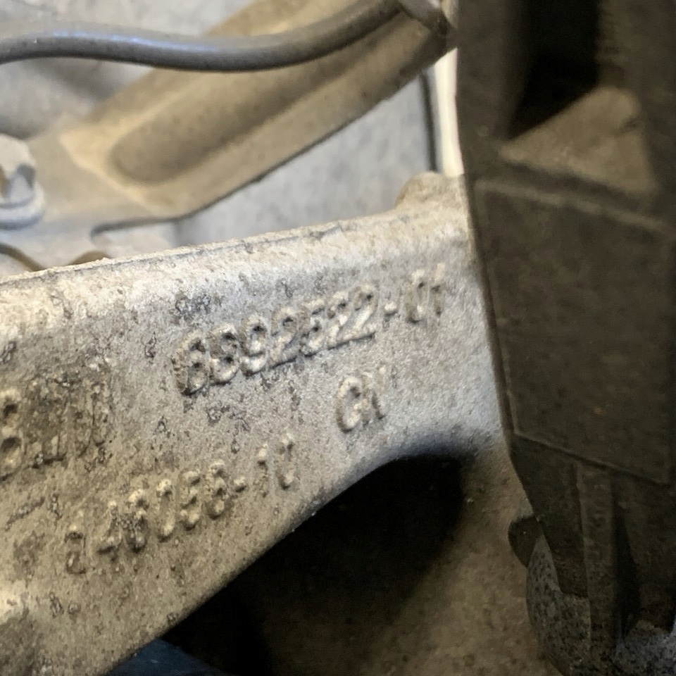 Поворотный кулак правый  задний подвеска амортизатор vds bmw 4 g26 g22 420i рестайлинг  23r в Украине