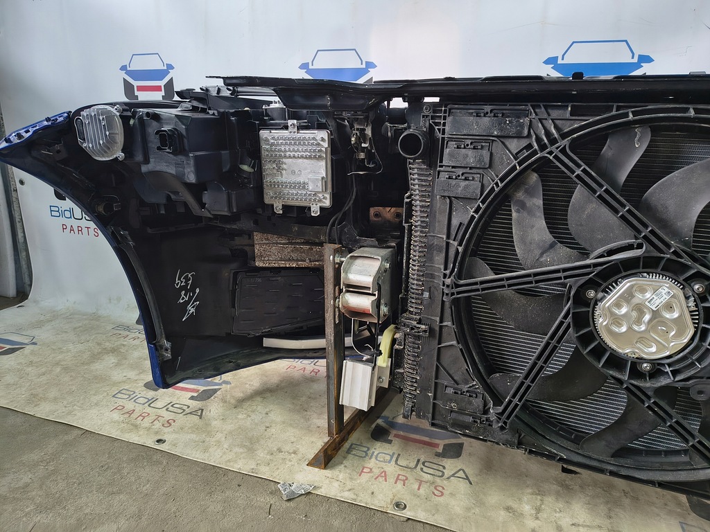 фото №8, Бампер передний комплект радиатор лампы led бензин 2.0 bmw g20 2018 europa