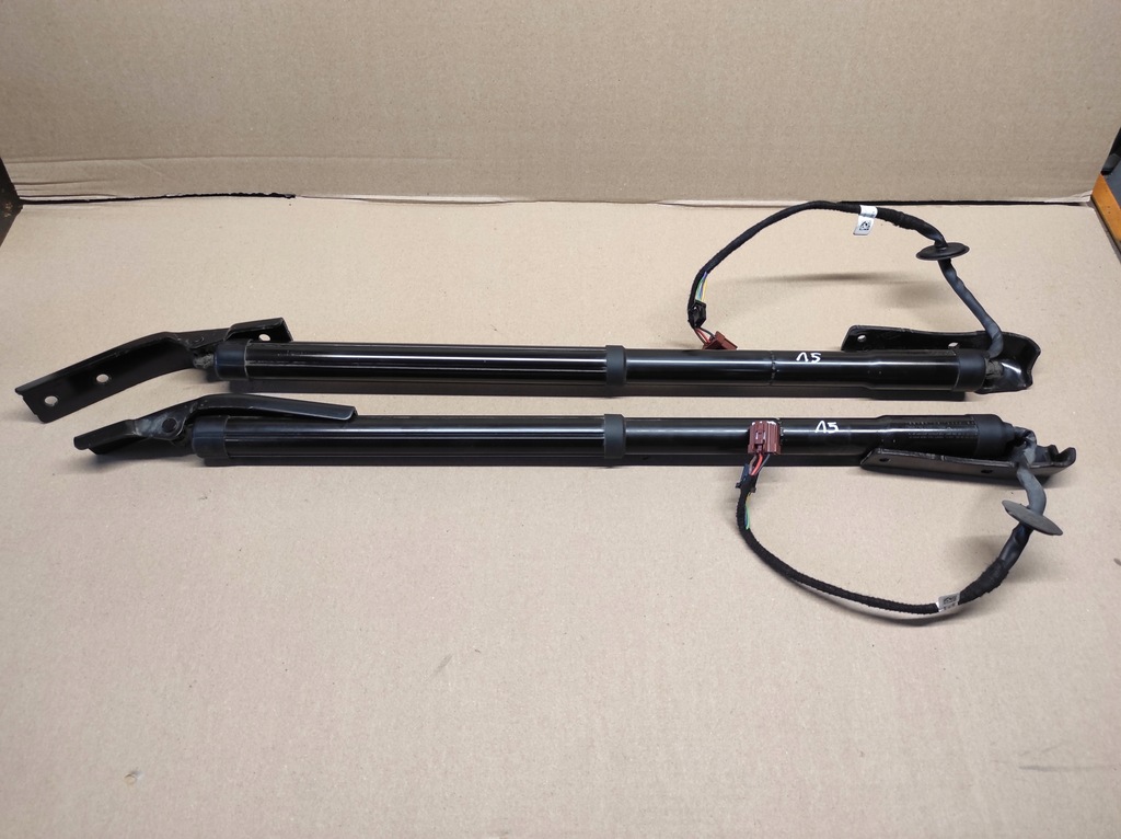 фото №1, Комплект амортизатор електричних кришки renault talisman kombi 904524541r