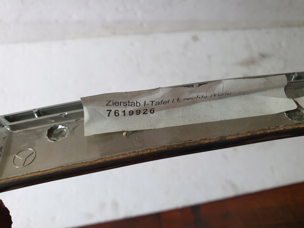 фото №9, Молдинг декоративна панелі mercedes w211 a2116801271