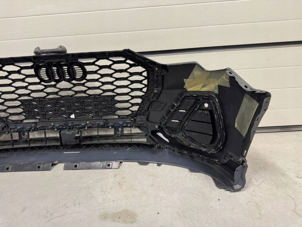 Audi q3 q3s бампер перед передний 4pdc 83a807437 Недорого