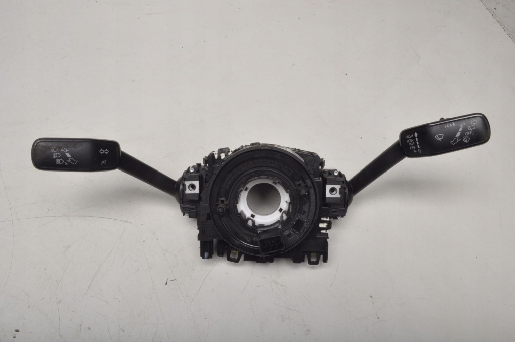 фото №1, Volkswagen golf vii переключатель комбинированный 5q0953507ft лента