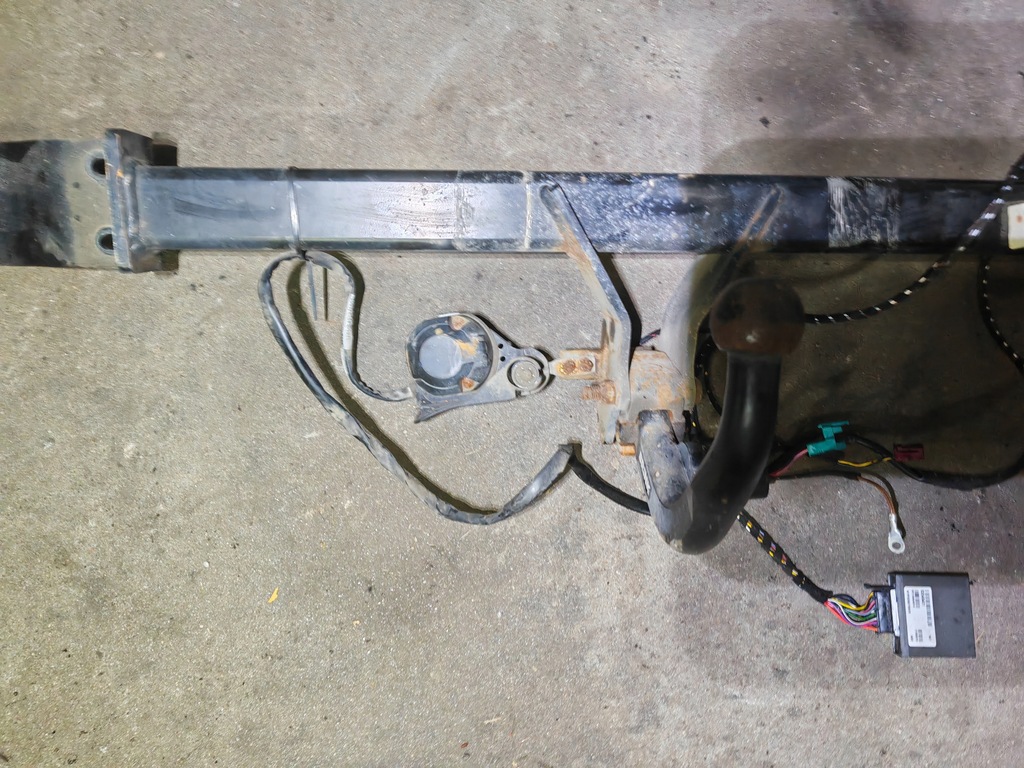 фото №10, Hak буксировочный жгут модуль mercedes w211 e klasa kombi lift 4349 tm005