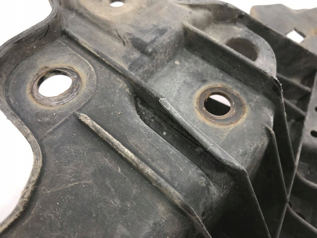 фото №7, Toyota iq 08- захист плита накладка pod двигун перед 5261874010