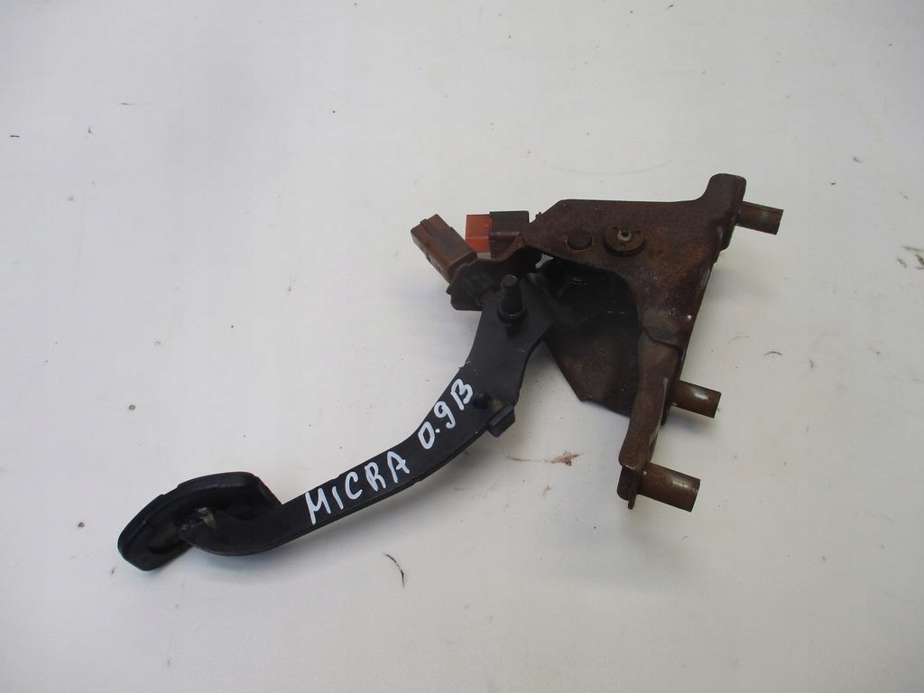 фото №1, Педаль сцепления nissan micra k14 0.9