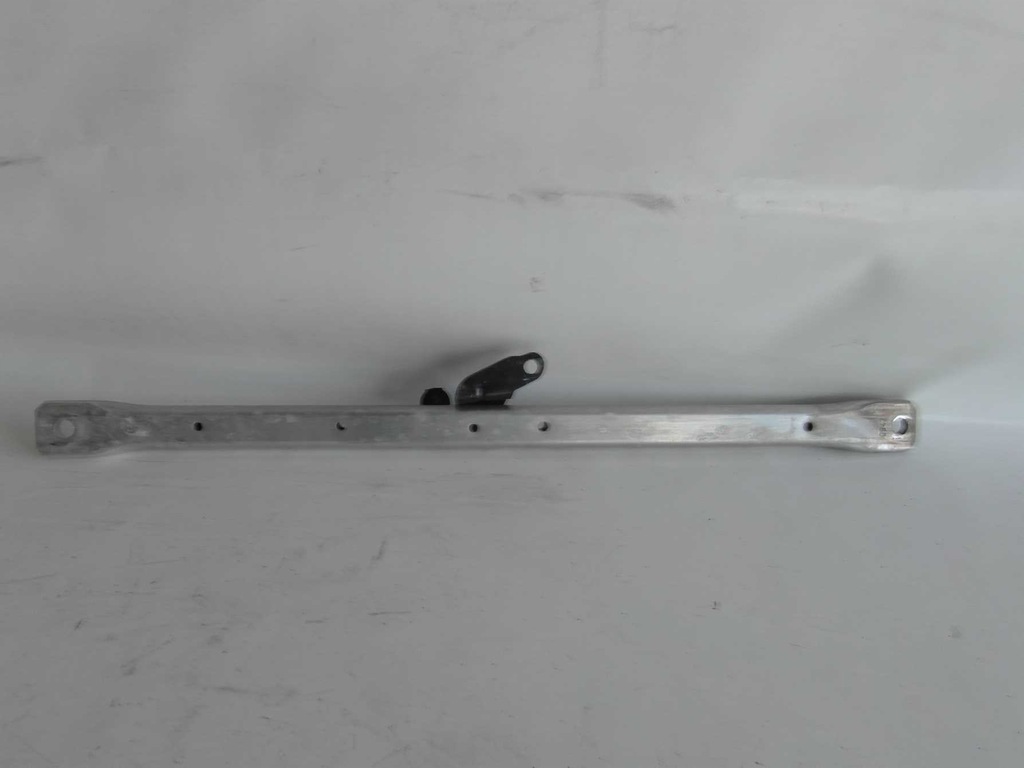 фото №1, Alfa romeo giulia кронштейн соединитель поперечина правый