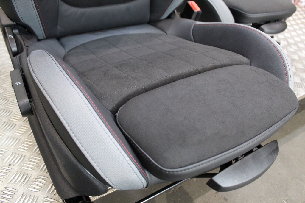 фото №8, Mini f60 jcw countryman обивка сиденья заднее сиденье обшивки