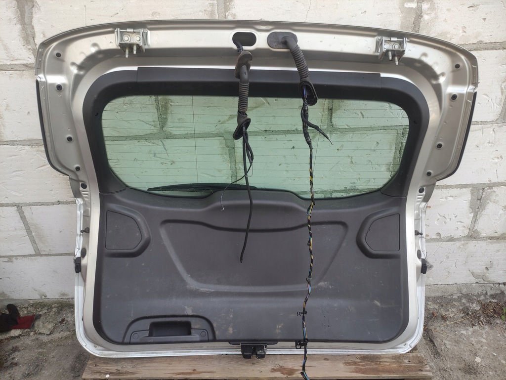 фото №8, Ford c-max mk2 lift кришка багажника задня багажника лампи 2018-