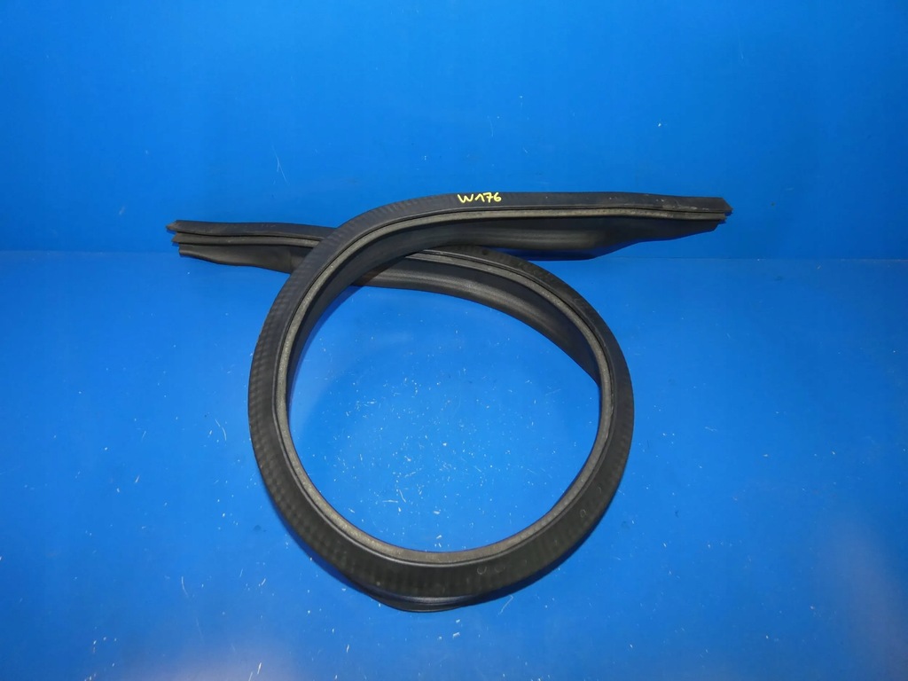 фото №1, Mercedes a klasa w176 прокладка капот отсек двигателя