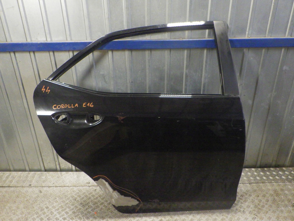 фото №1, Дверь правое задние правый задняя toyota corolla e16
