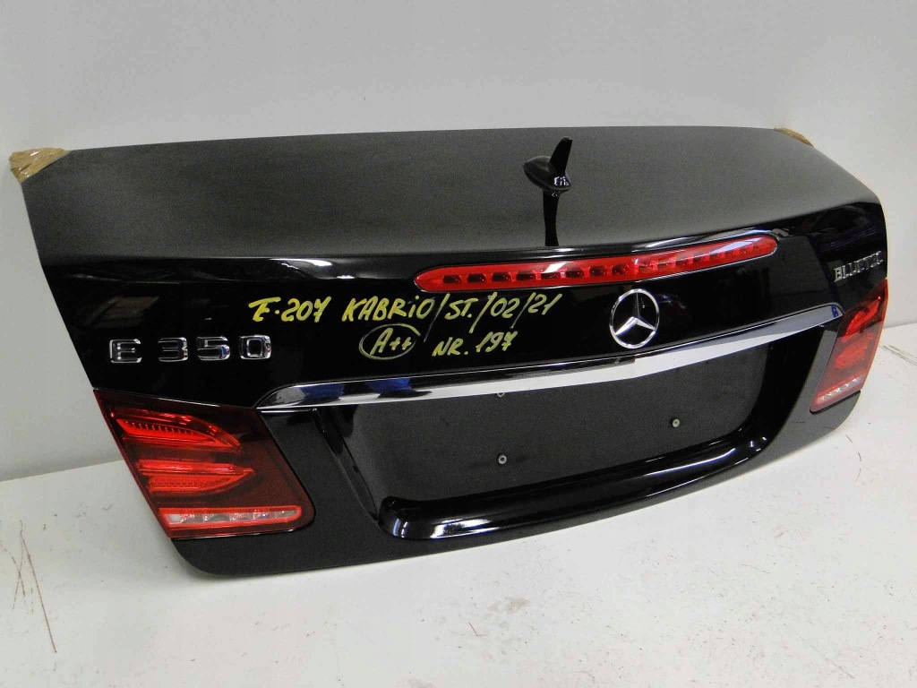 Купить Mercedes e 207 кабриолет  крышка багажника задняя багажника w207