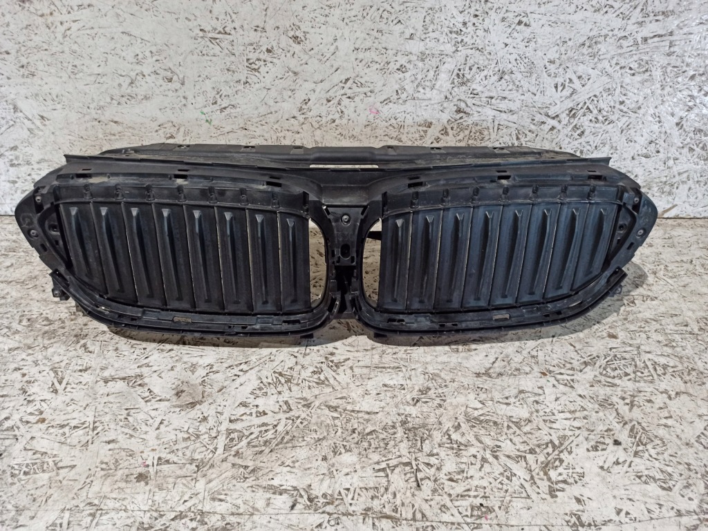 фото №1, Bmw 5 g30 g31 жалюзи шторка воздуховод решётка радиатора