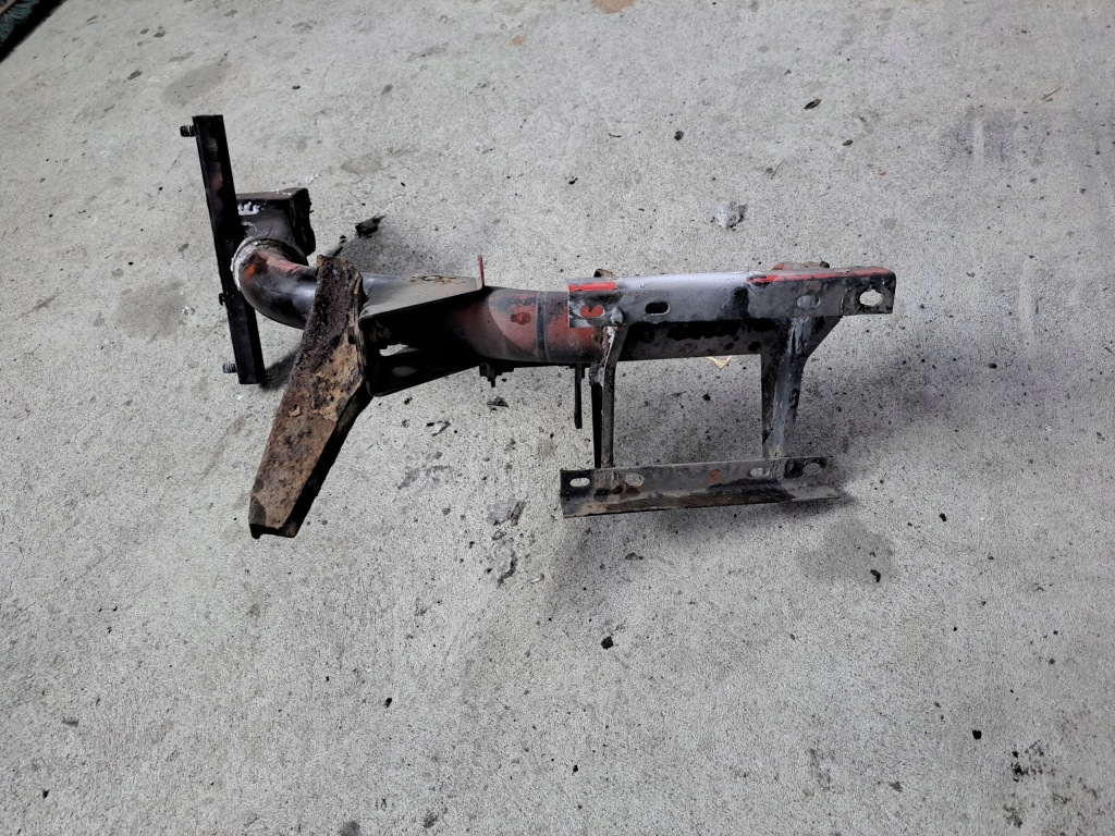 фото №2, Кронштейн бампера подножка левая renault midlum gama d volvo fl r 19.5 17.5