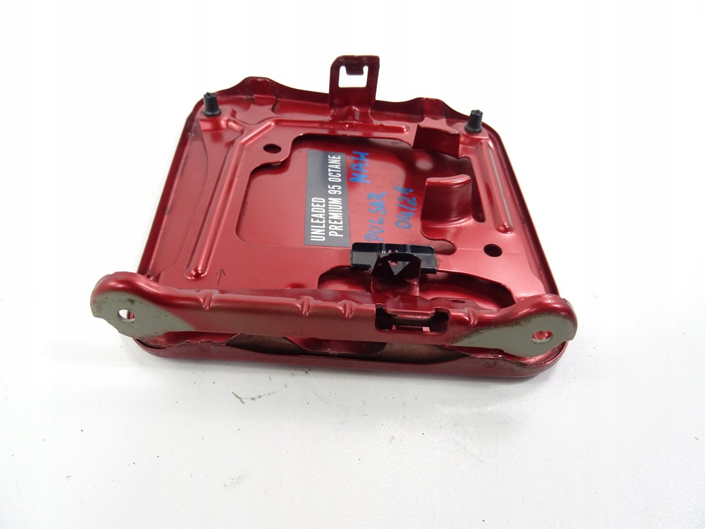 фото №6, Nissan pulsar 1.2 dig-t крышка заливной топлива nah