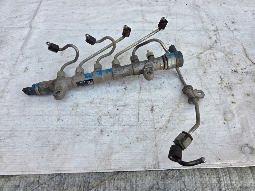 Купити Hyundai kia молдинг упорскування 1.6 crdi 31400-2a650