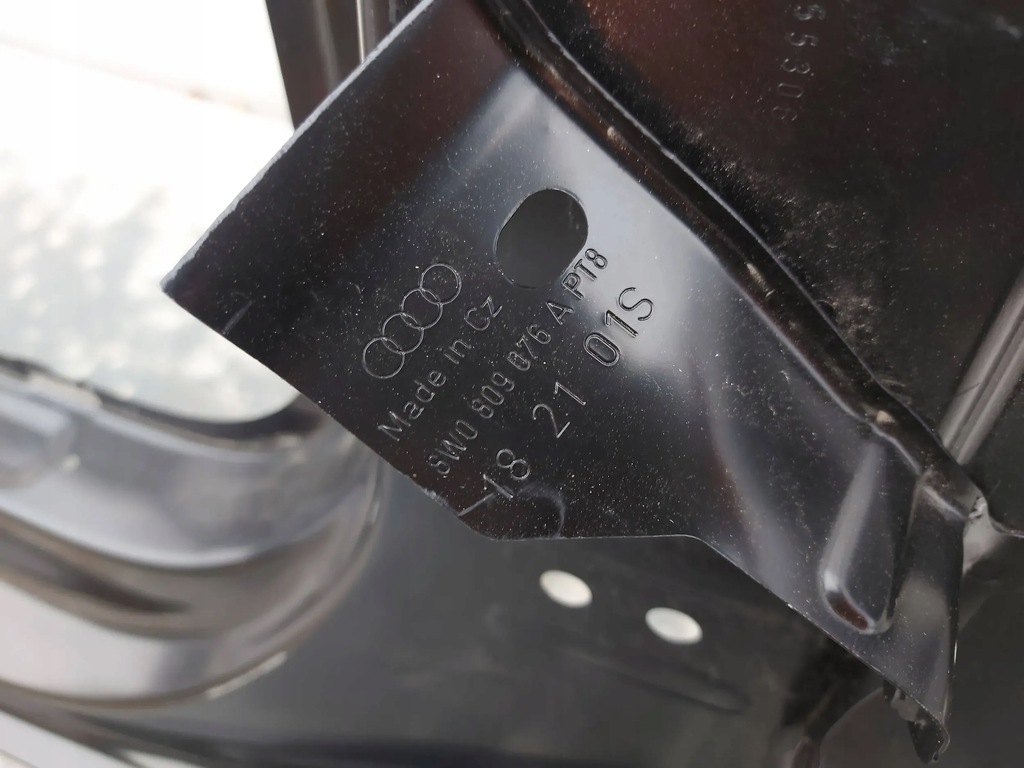 фото №7, Audi a4 s4 b9 8w9 kombi поріг правий блок двигуна обшивка