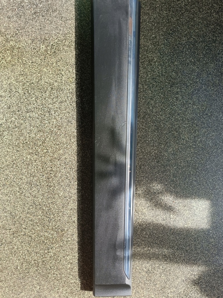 фото №1, Renault оригінальний номер scenic iii xmod правий перед - молдинг