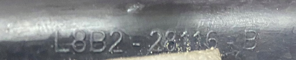 фото №3, Молдинг резиновый элемент блок двигателя дверь правый задняя land rover defender ii l663 оригинальный номер