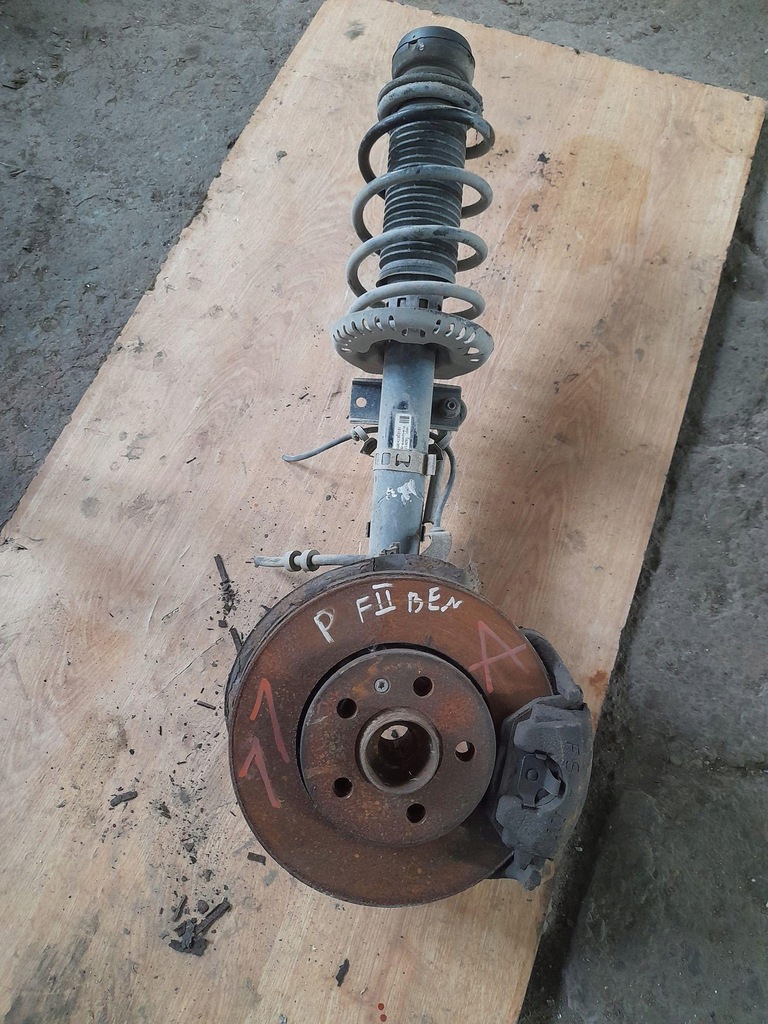 фото №5, Поворотный кулак правая mcperson skoda fabia ii