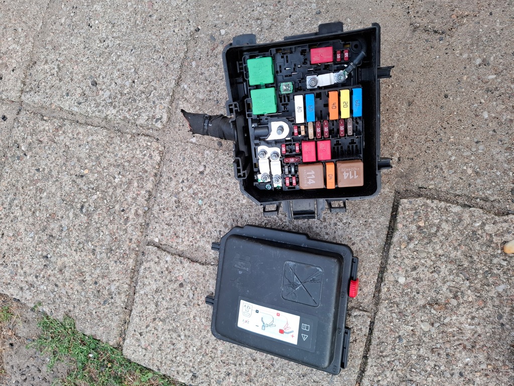 фото №1, Коробка запобіжників opel mokka b ii