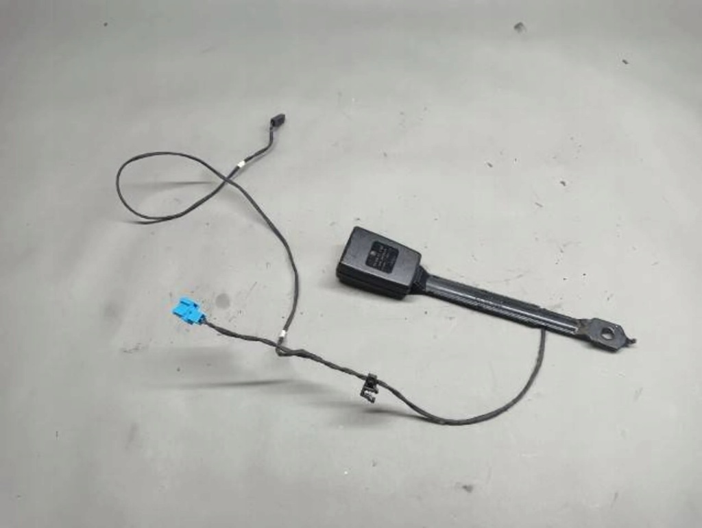 фото №1, Клипса поперечина 5l0858471d skoda yeti 5l левая перед