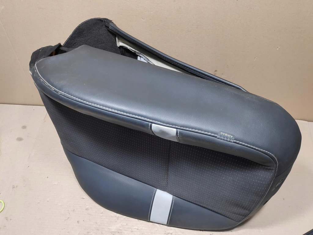 фото №12, Спинка сиденье подголовник полка полукожа правый перед renault scenic iii