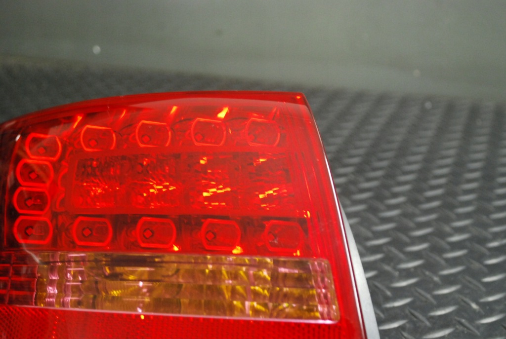 Лампа лівий задній w крила audi a6 c6 led 4f9945095h Київ