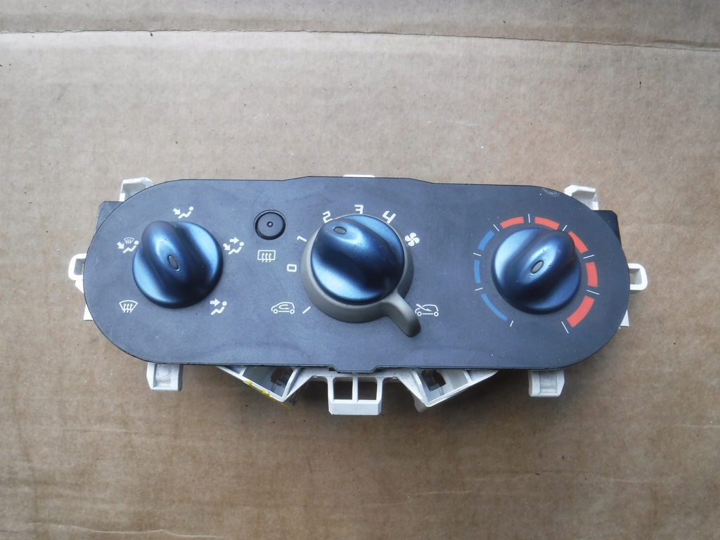 фото №1, Панель кондиционера обдув renault twingo ii 69837002