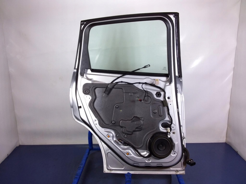 фото №10, Ford c-max mk2 двері задня ліва moondust silver