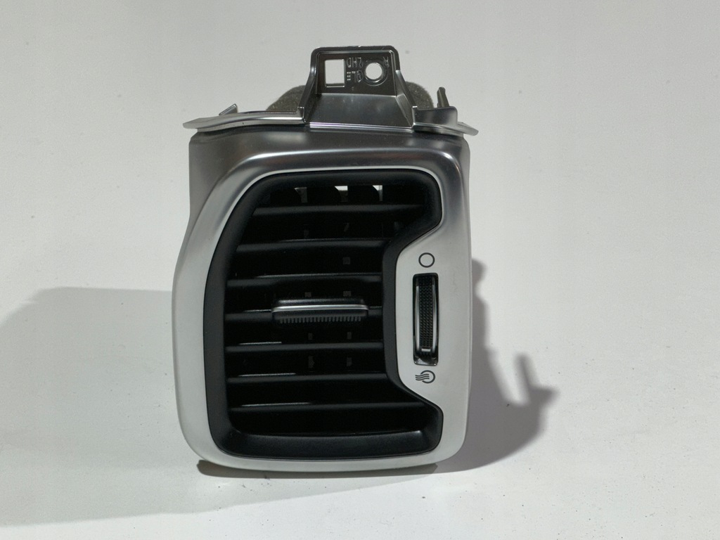 фото №1, Kia sportage 4 2015-2018 решітка консолі права