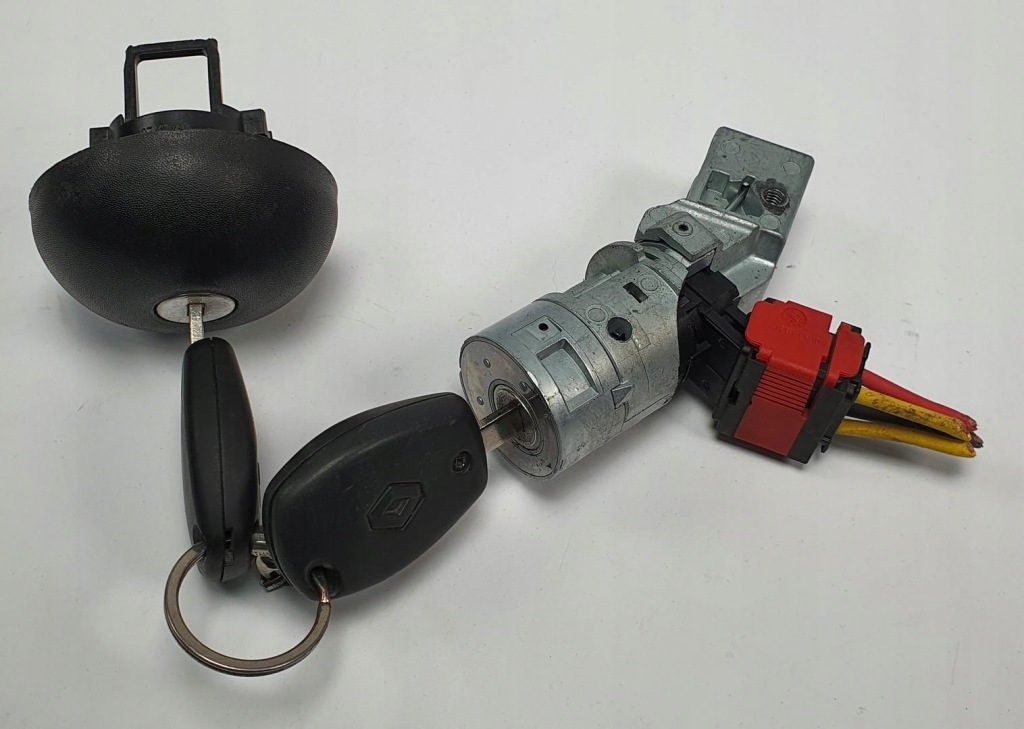 Купить Крышка заливной топлива 8200463085 renault master