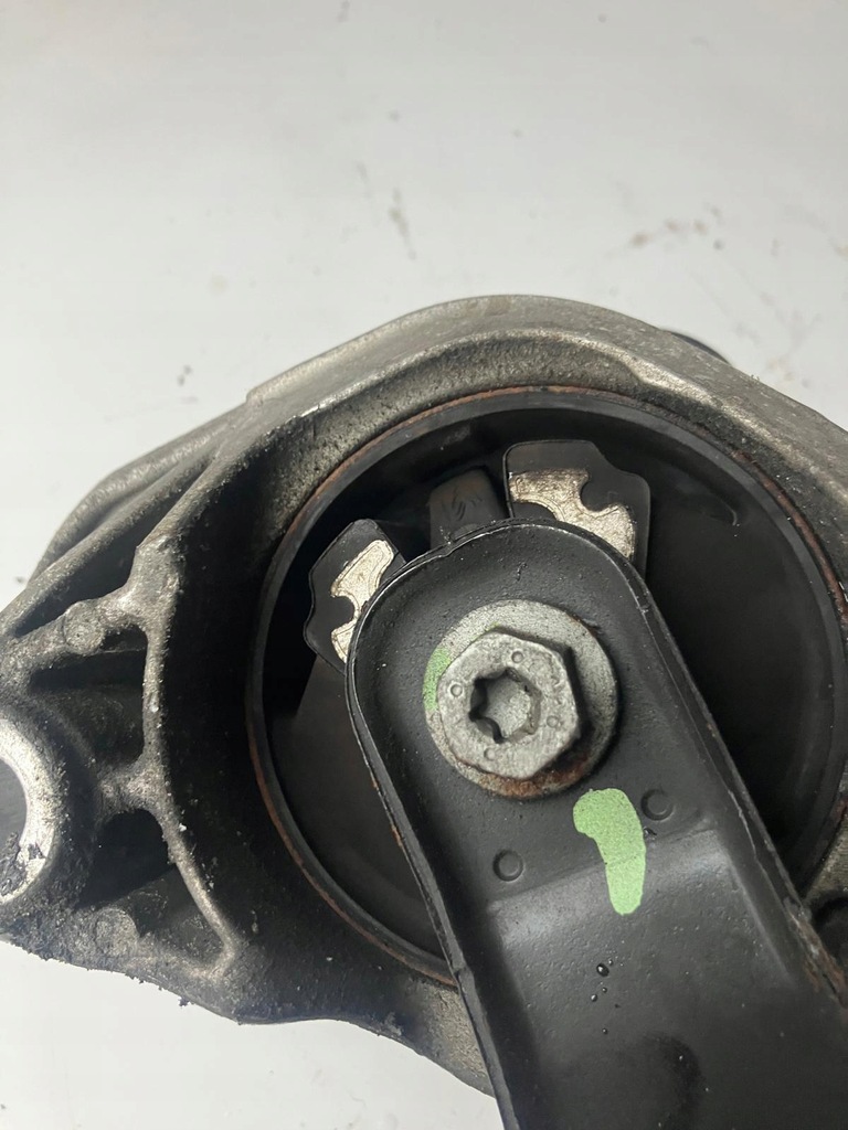 фото №13, Подушка двигателя peugeot 5008 308 3008 expert 2.0 bluehdi oryg