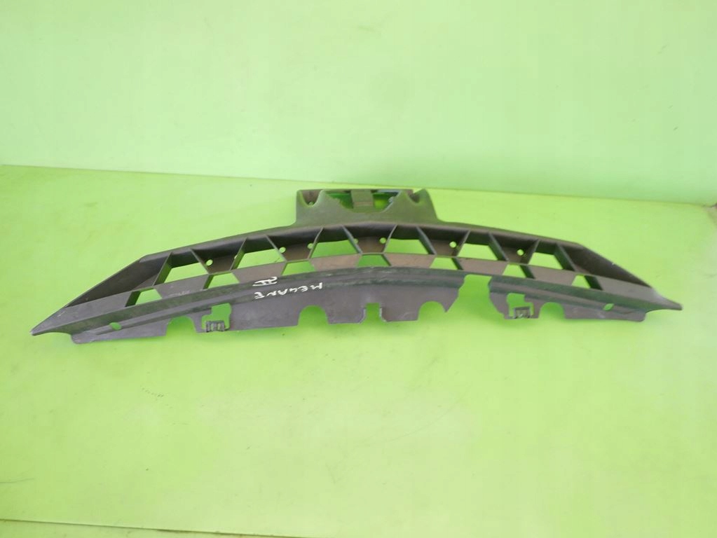 Направляющая бампера перед середина renault megane ii phi Оригинал