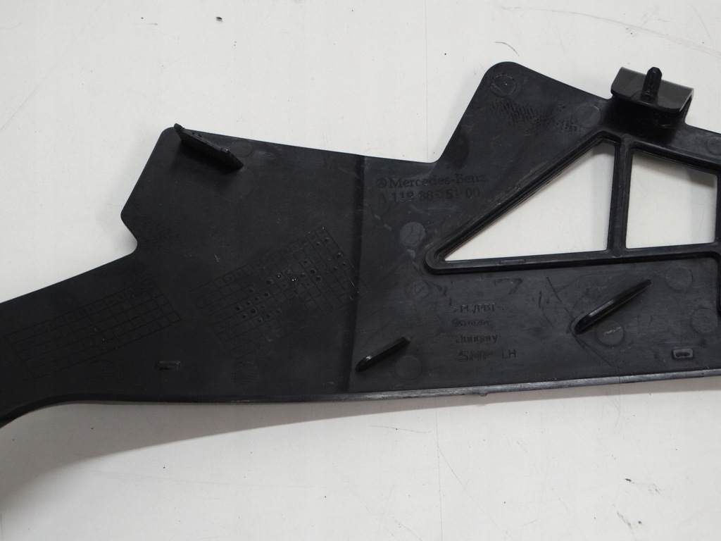 фото №8, Напрямна кронштейн бампера лівий mercedes cla w118