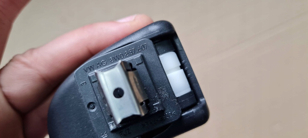 фото №14, A4 b9 8w lift ручка потолочный левая правая перед sline 8w0857607 a5 8w q5