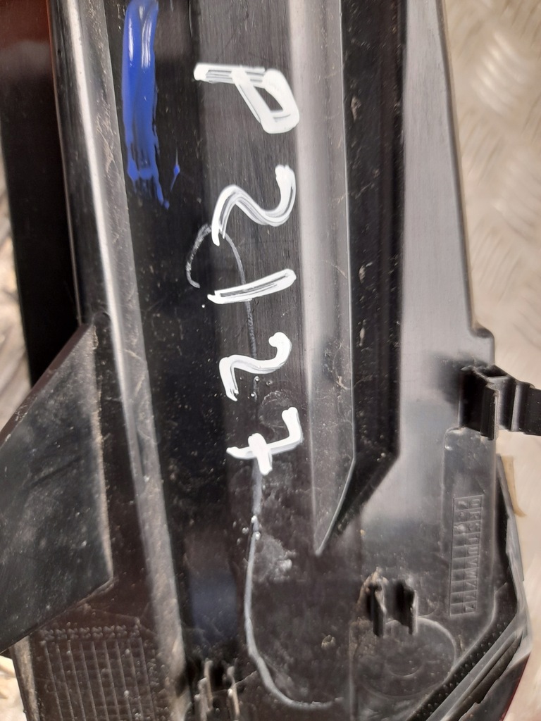 фото №7, Лампи задні peugeot 2008 ii 2021 з правої fr2695020201