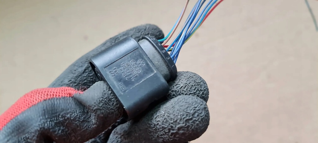 фото №8, A4 b8 a5 q5 штекер колодка соединитель 1j0973715 a6 c7 4g a7 vw audi