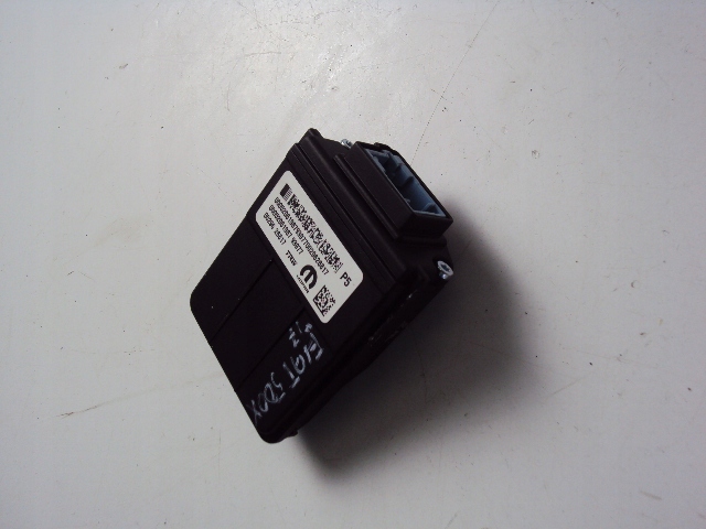 Камера стекло перед fiat 500x 18 rok Доставка