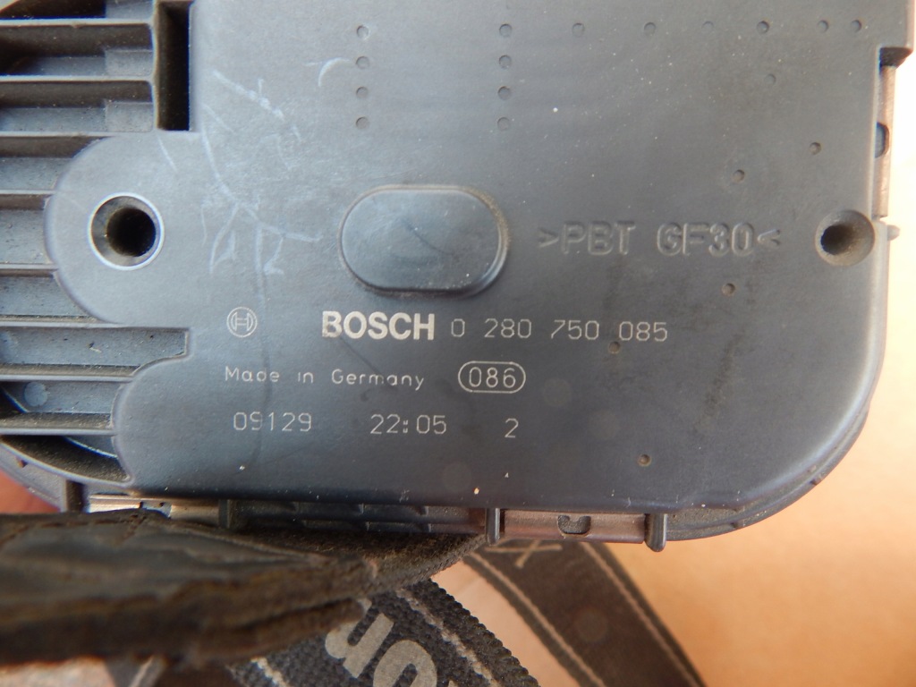 Дросельна заслінка peugeot citroen 1,6 0280750085 в Україні