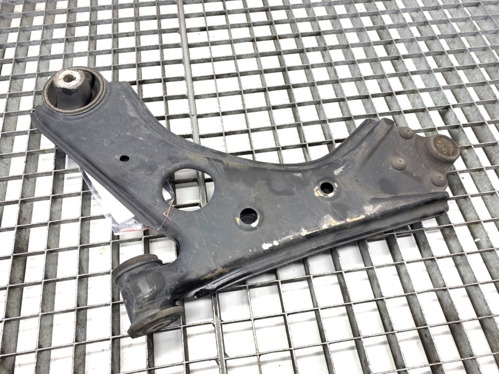 Купити Важіль правий перед fiat doblo ii minivan передній, права