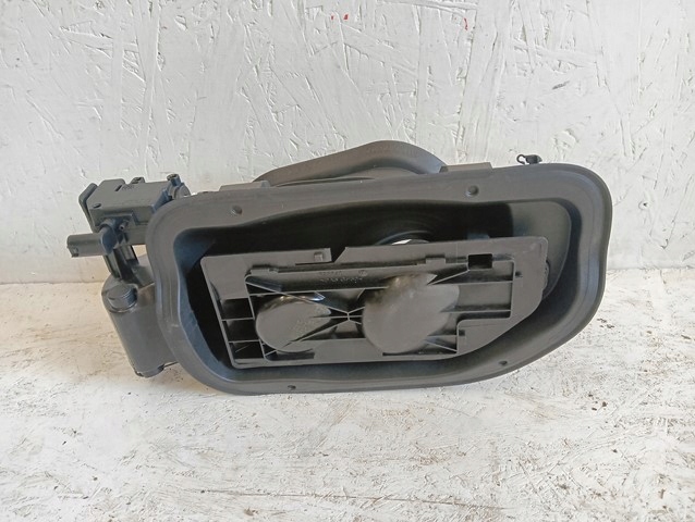 фото №1, Корпус крышка заливной топлива bmw 4 f33 f83