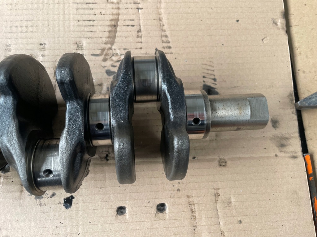 Wał коленчатый renault trafic vivaro 1.6 dci r9m mercedes 8026r Цена