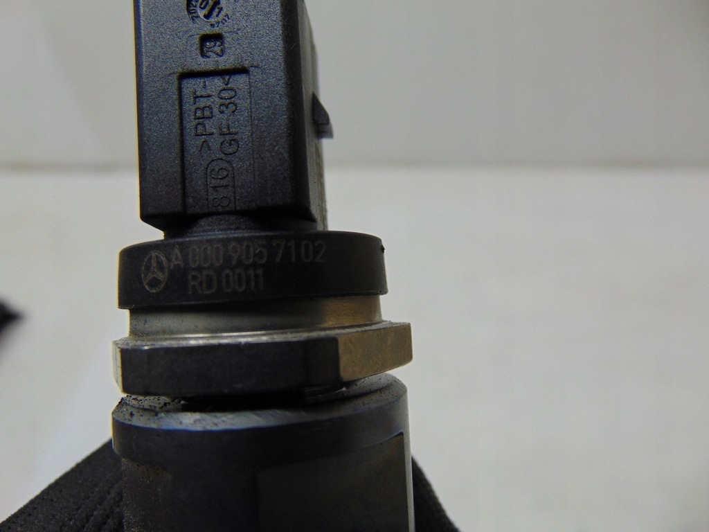 фото №9, Молдинг упорскування датчик mercedes c klasa w206 2.0 cdi a6540700195