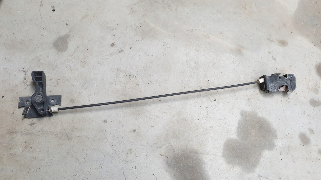 фото №2, Arocs actros mp4 рычаг ручка трос тяга замок капот решётка 9607501884