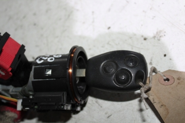 фото №4, Renault clio iii 06 1.2 замок зажигания ключ