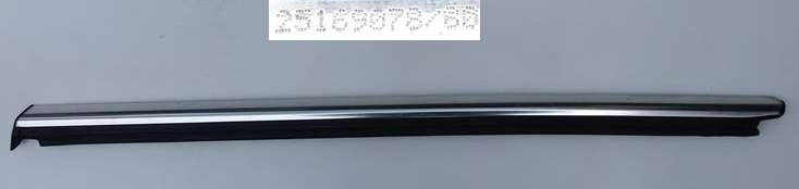фото №1, Молдинг ущільнювач правий задня mercedes r 251 w251 2516907880