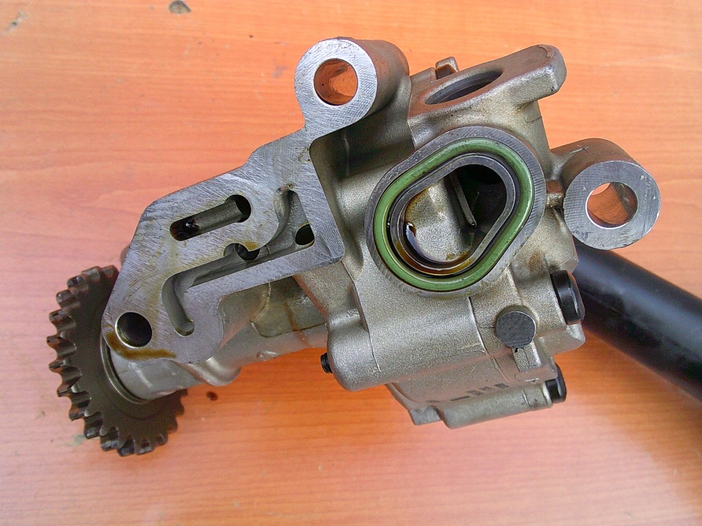 фото №11, Vw audi q3 rs3 двигун 2.5 tfsi dnw daz трубка насадка оливи розпилювальна поршня