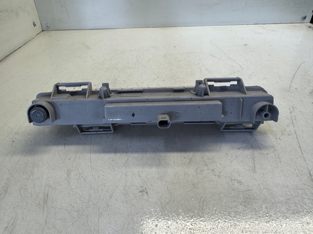 Купити Mercedes w204 протитуманна фара led правий a2049069000